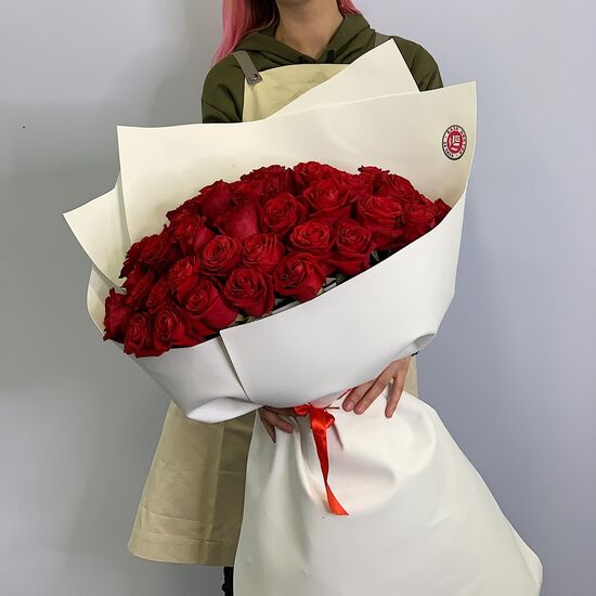 Фото Букеты из эквадорских красных роз (40 см) 101 шт. в Нижнем Новгороде
